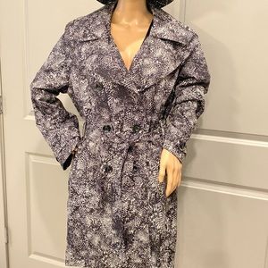 Dana Buchman Rain/Trench Size XL